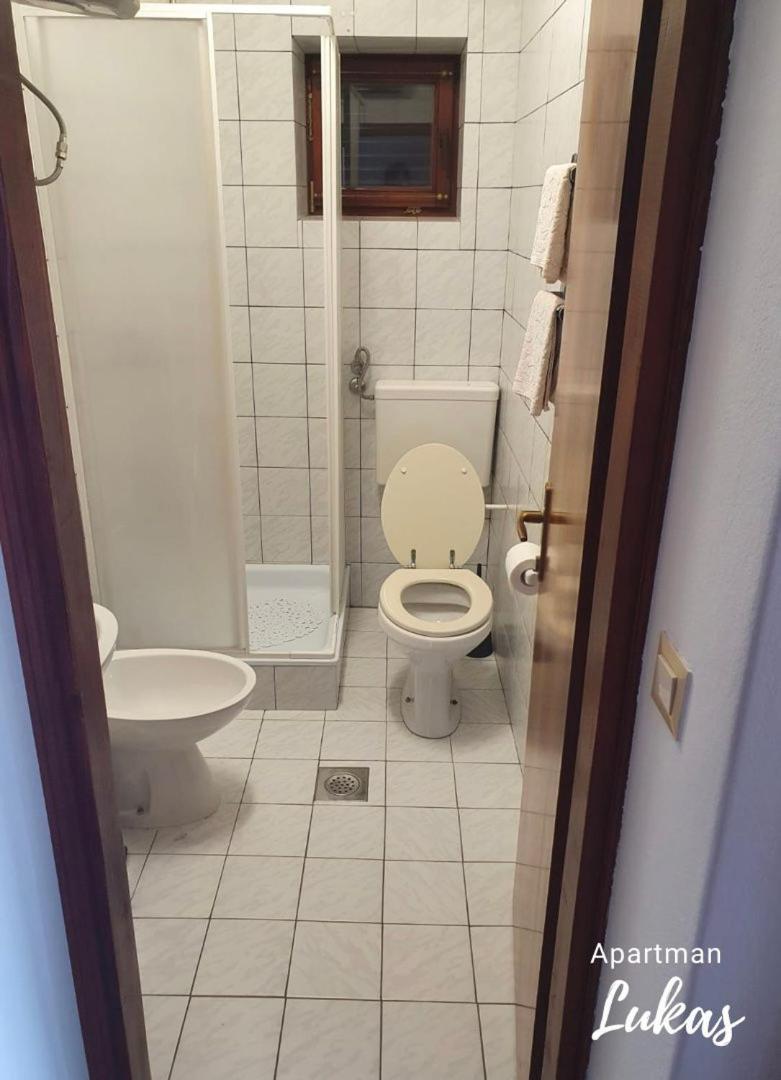 Apartmani Mazzarolli Jadranovo Ruang foto